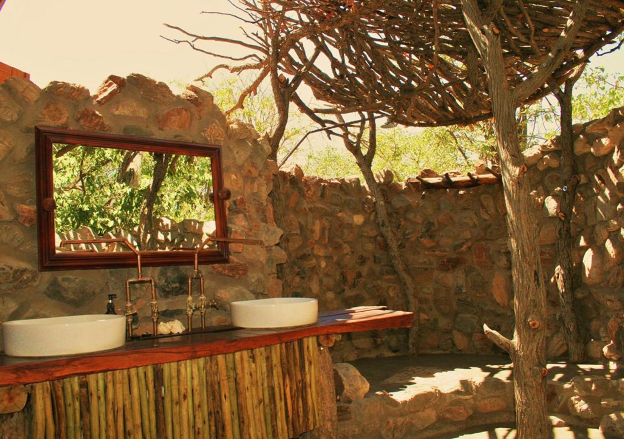 Khowarib Lodge Exterior photo